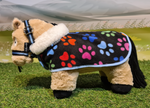 Crafty Ponies dekenset gekleurde hondenpootjes