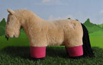 Crafty Ponies knuffelpaard bandages roze